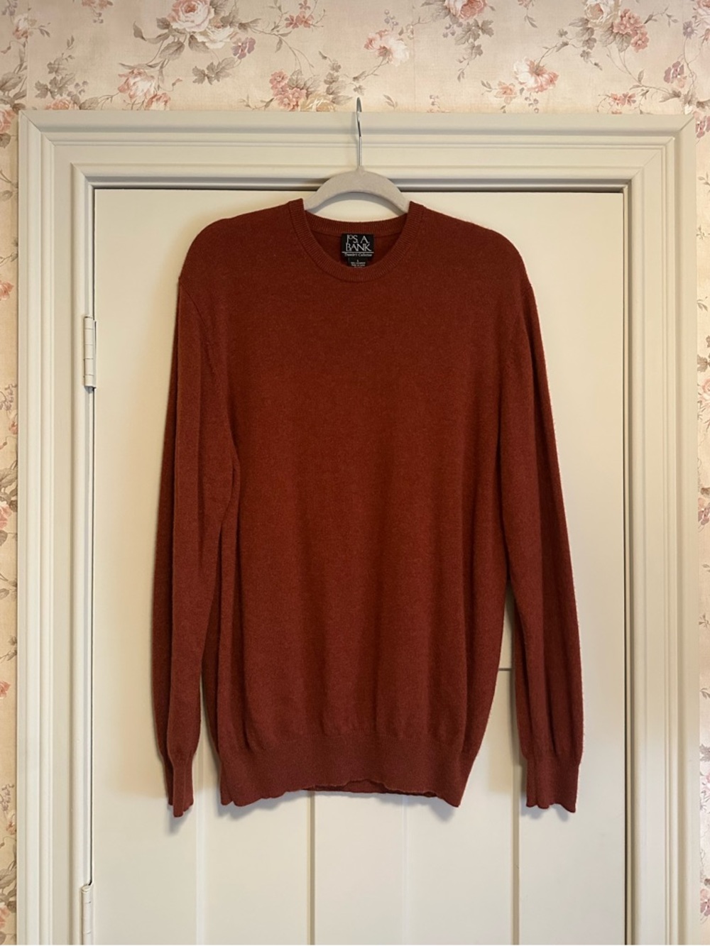 Jos. A. Bank Traveler’s Collection 100% Cashmere Crewneck , Orange, Large